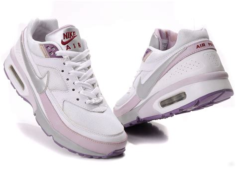 Nike Air Max classic women's